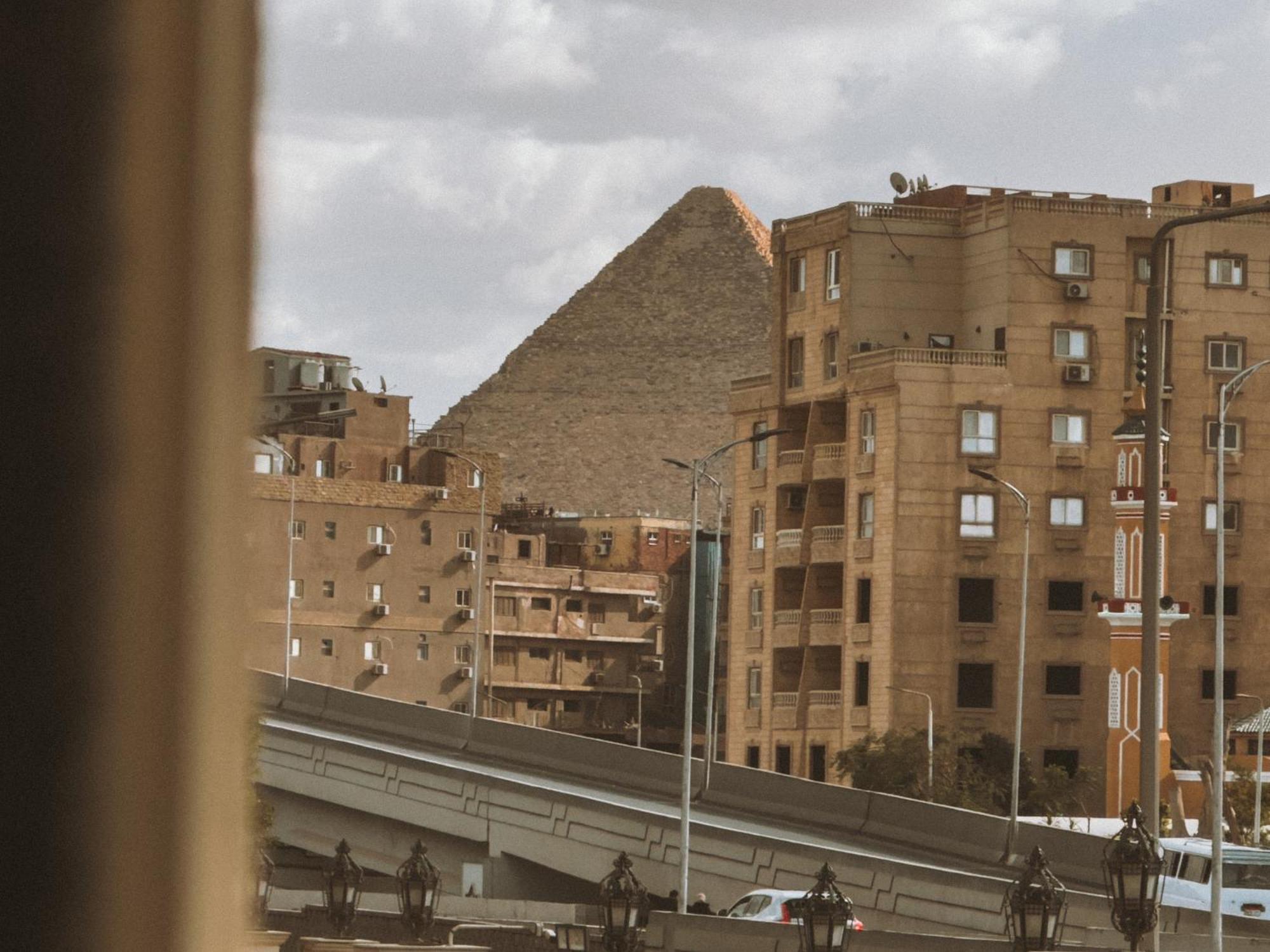 Royal Crown Hotel Giza Pyramids View Kafret el-Gabal 外观 照片