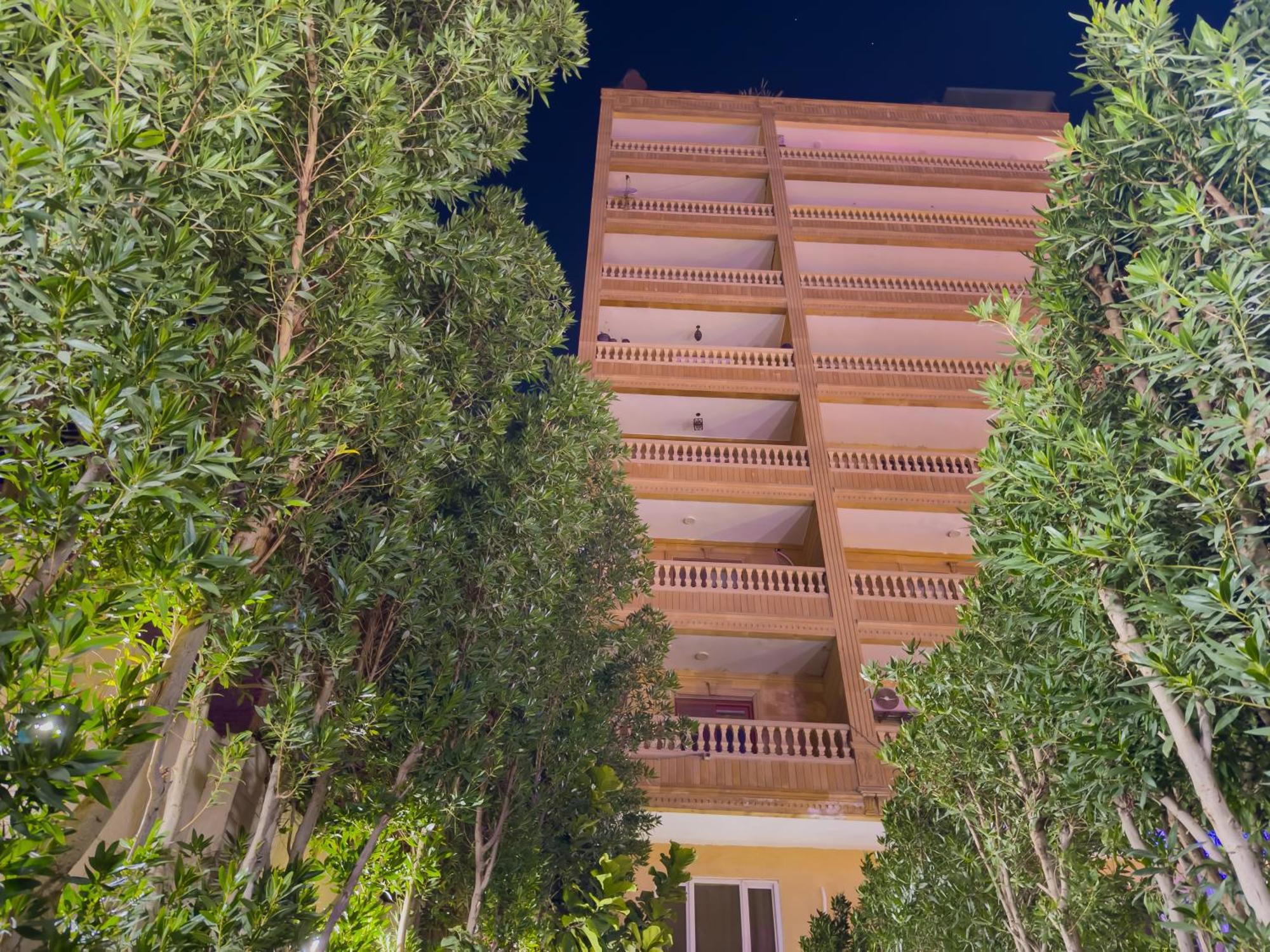 Royal Crown Hotel Giza Pyramids View Kafret el-Gabal 外观 照片