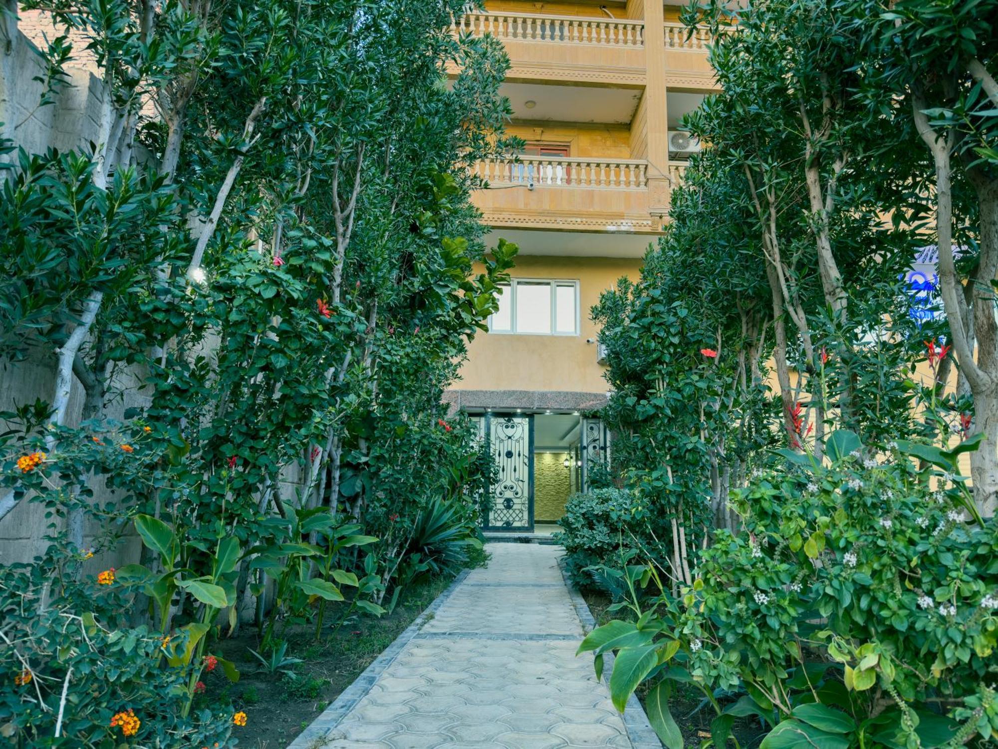 Royal Crown Hotel Giza Pyramids View Kafret el-Gabal 外观 照片