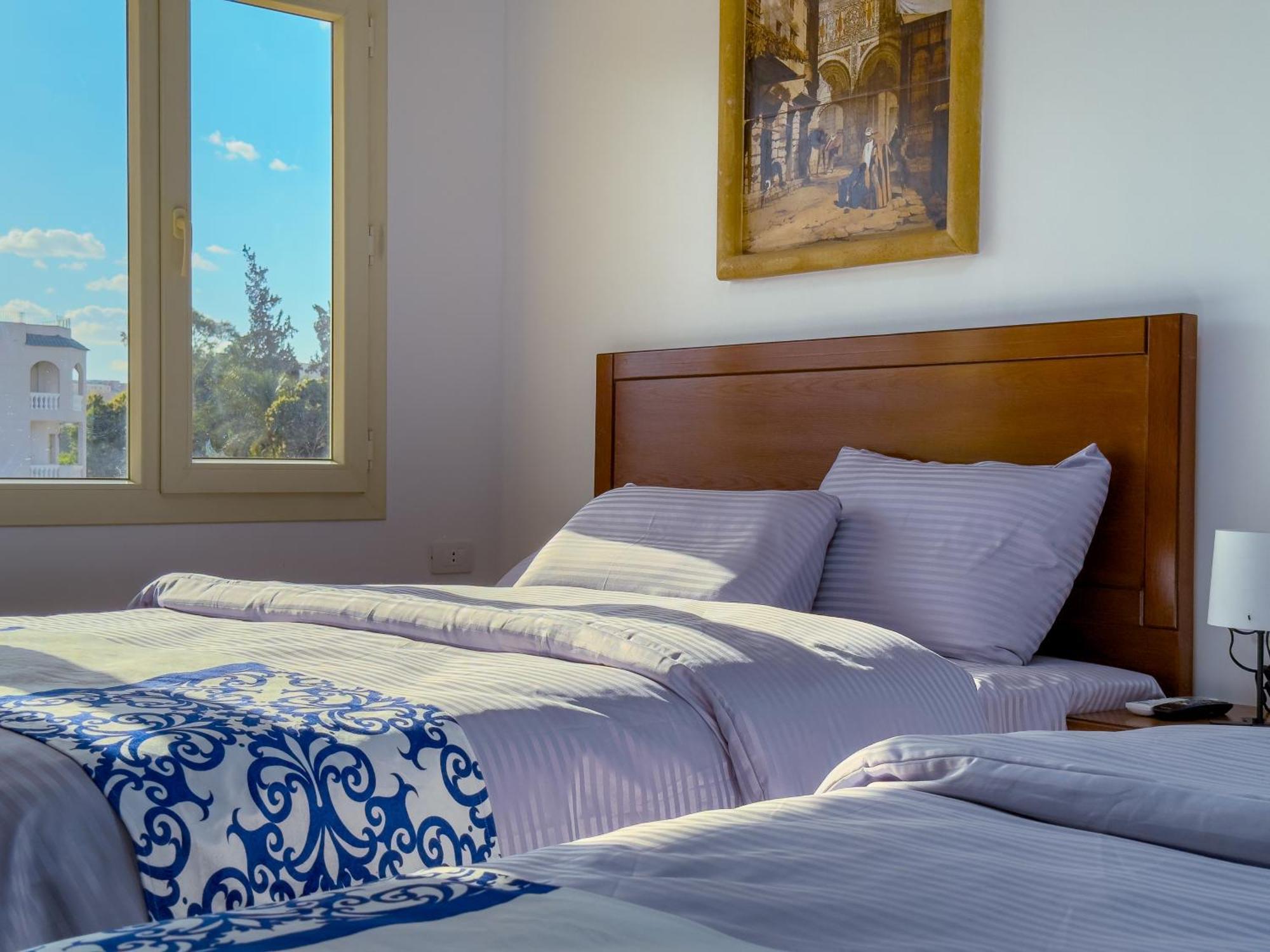 Royal Crown Hotel Giza Pyramids View Kafret el-Gabal 外观 照片